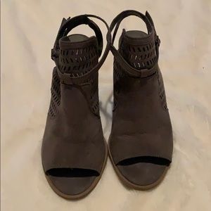 American Eagle Outfitters Shoes - American Eagle Grey Wedges American Eagle Outfitters Shoes - American Eagle Grey Wedges